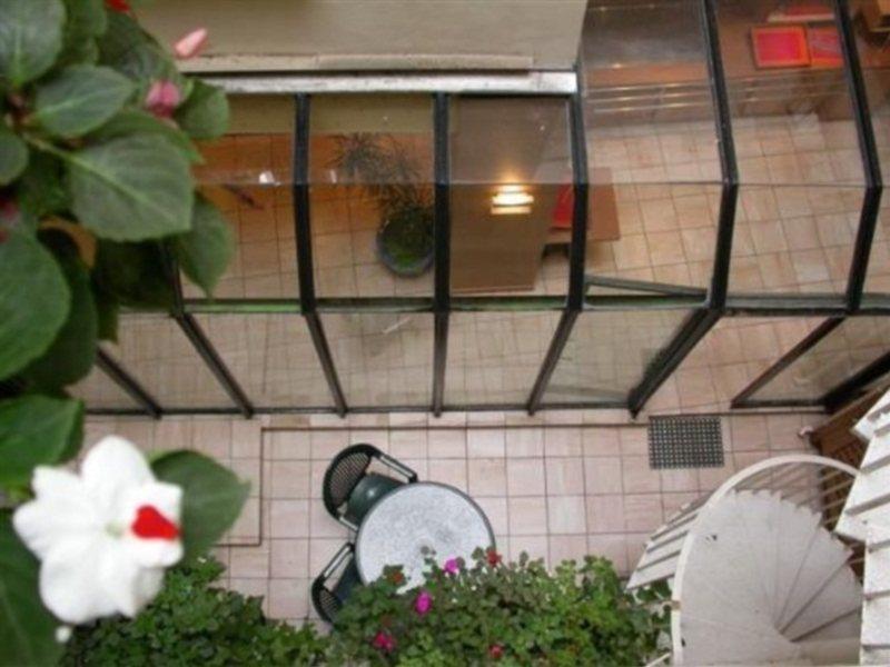 Hotel Timhotel Le Louvre Parigi