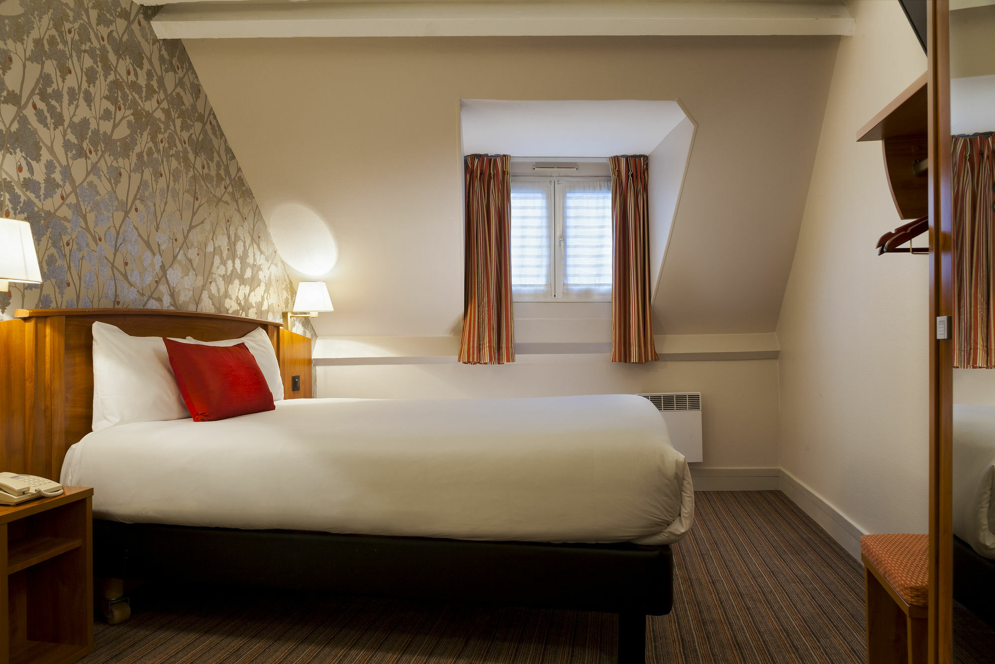 Hotel Timhotel Le Louvre 3*