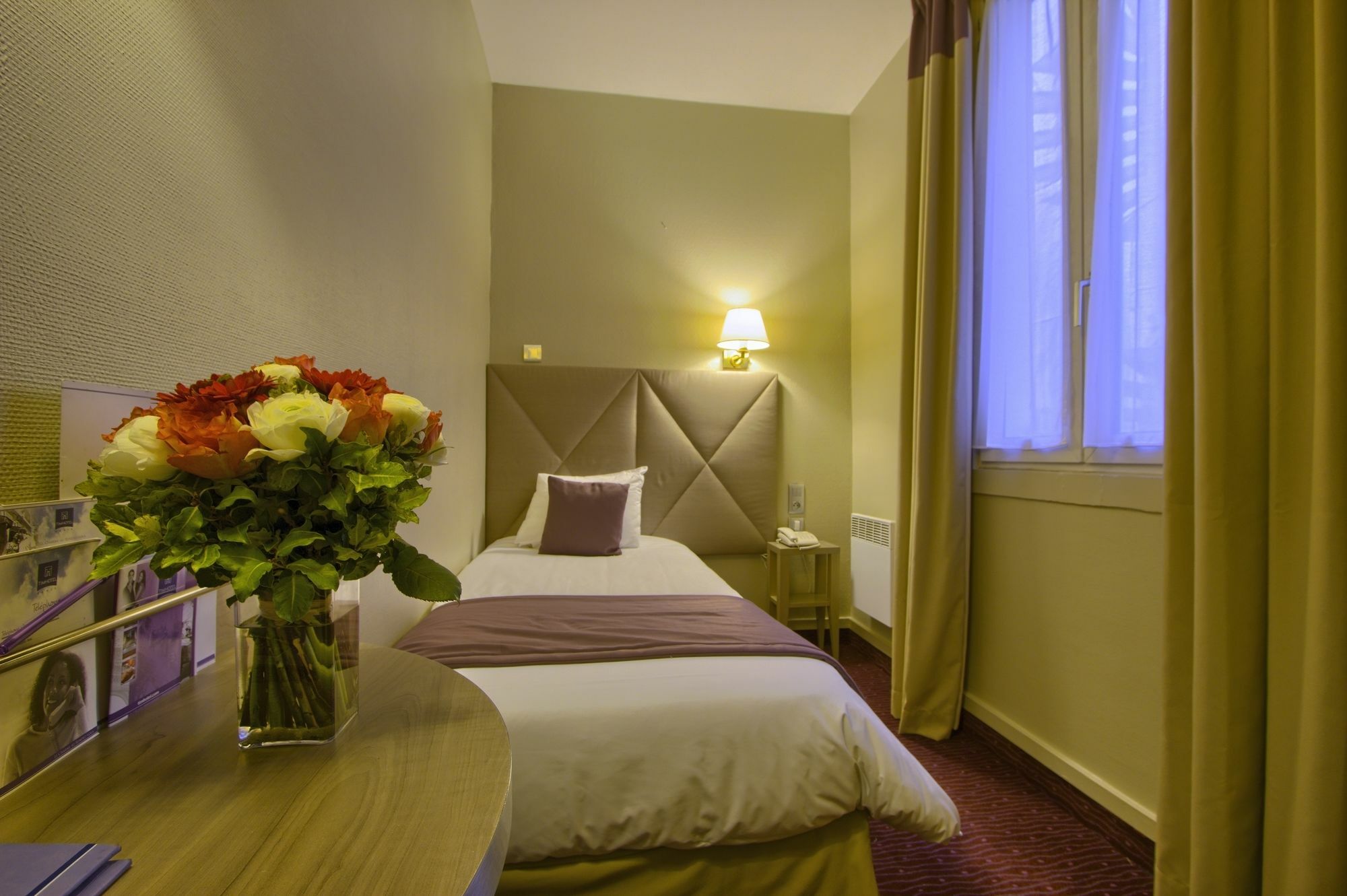 Hotel Timhotel Le Louvre Parigi