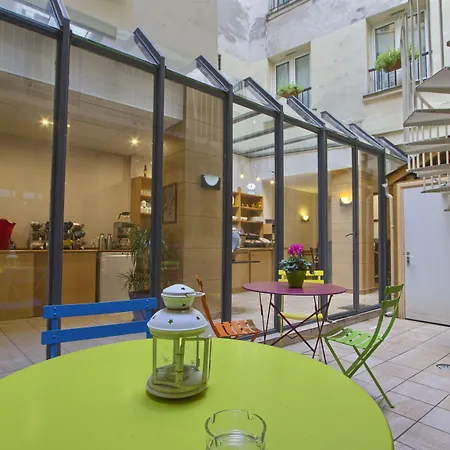 Timhotel Le Louvre 3* Parigi