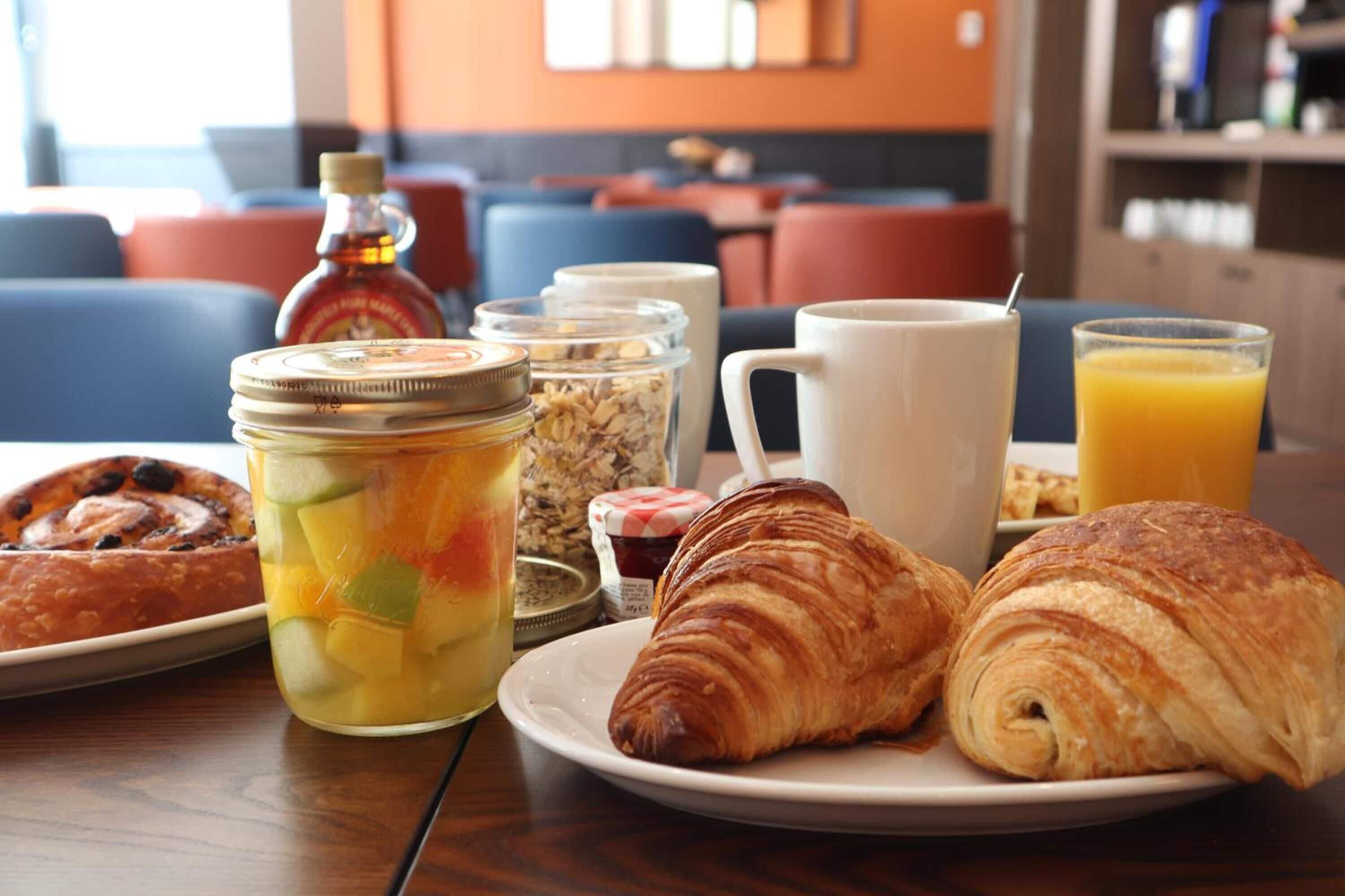 Hotel Timhotel Le Louvre Paris